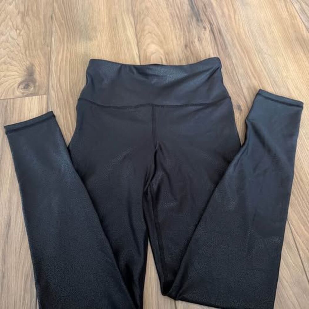 Pink Lily XS Black leggings